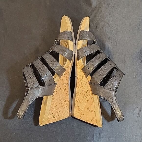 AEROSOLES CAKE SALE  ANKLE STRAP OPEN TOE 5 BAND STRAP SANDAL - Picture 8 of 14